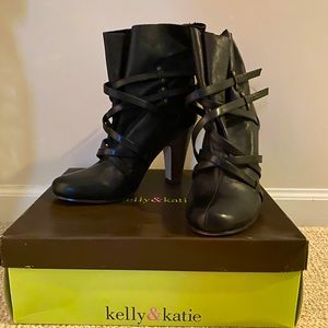 Kelly & Katie Leather Heeled Boots